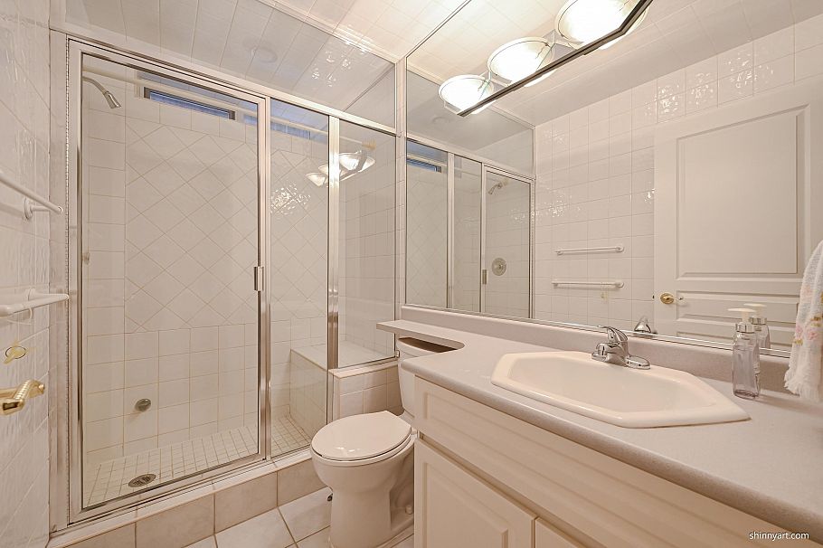 1933 W 42nd Avenue Vancouver, BC - 29