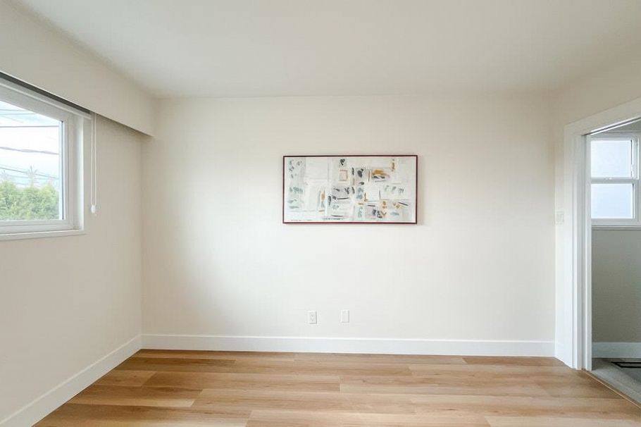 320 E 57th Avenue Vancouver, BC - 18