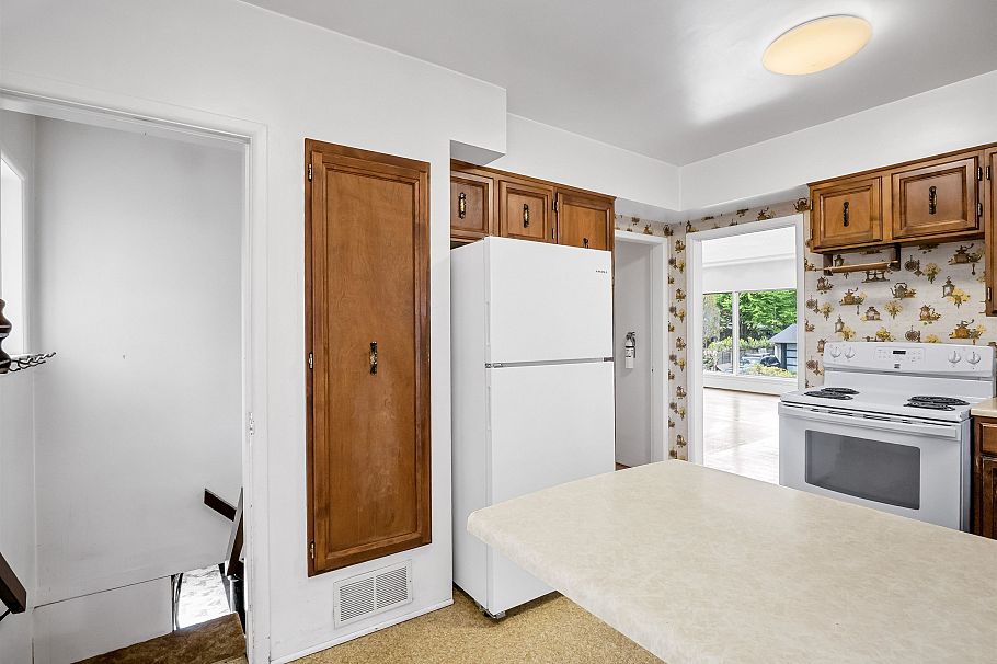 2762 Newmarket Drive North Vancouver, BC - 16