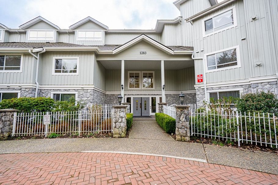 107 1283 Parkgate Avenue North Vancouver, BC - 2