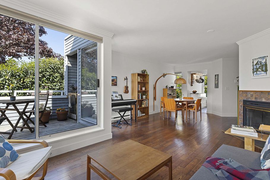1485 Kitchener Street Vancouver, BC - 11