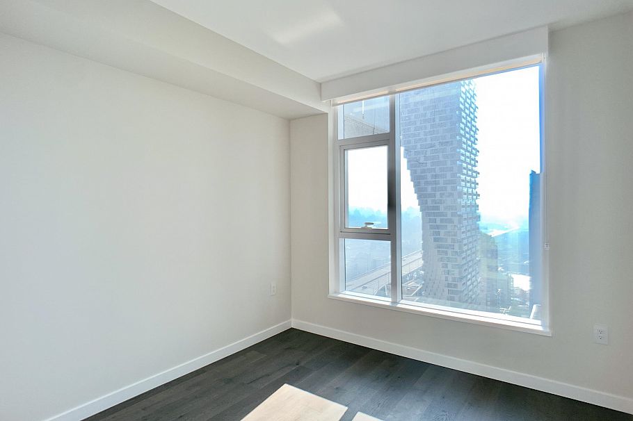2504 1335 Howe Street Vancouver, BC - 11