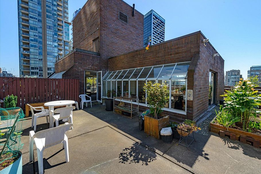 407 950 Drake Street Vancouver, BC - 24