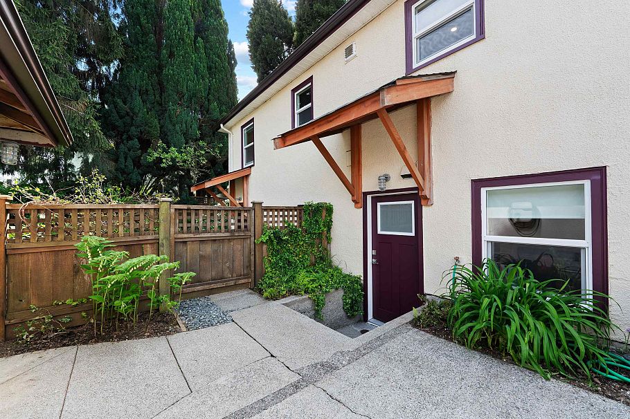 38 N Slocan Street Vancouver, BC - 28