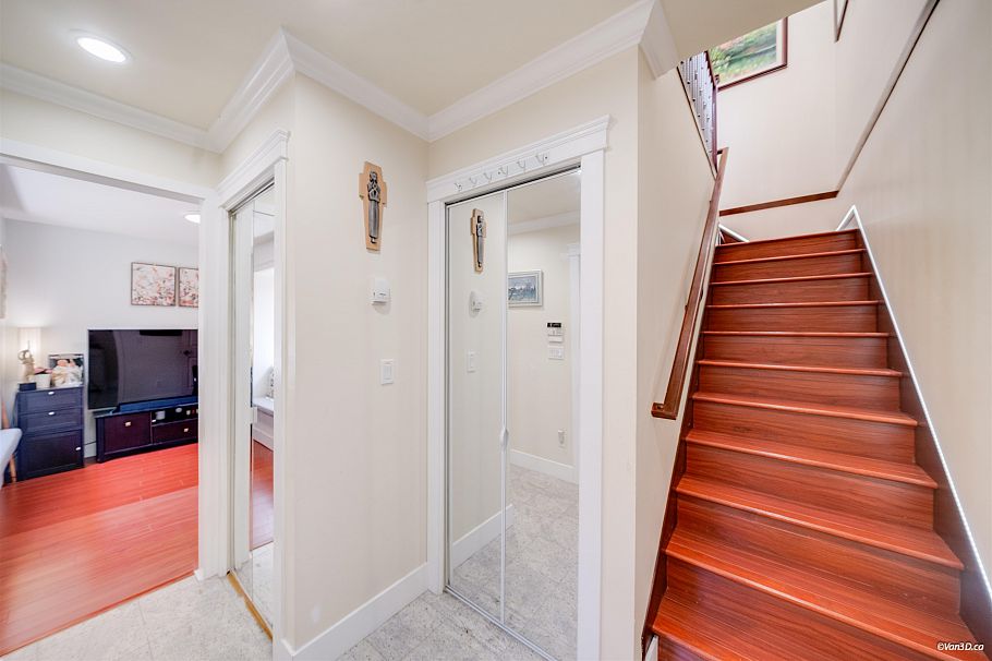 1023 E 8th Avenue Vancouver, BC - 19