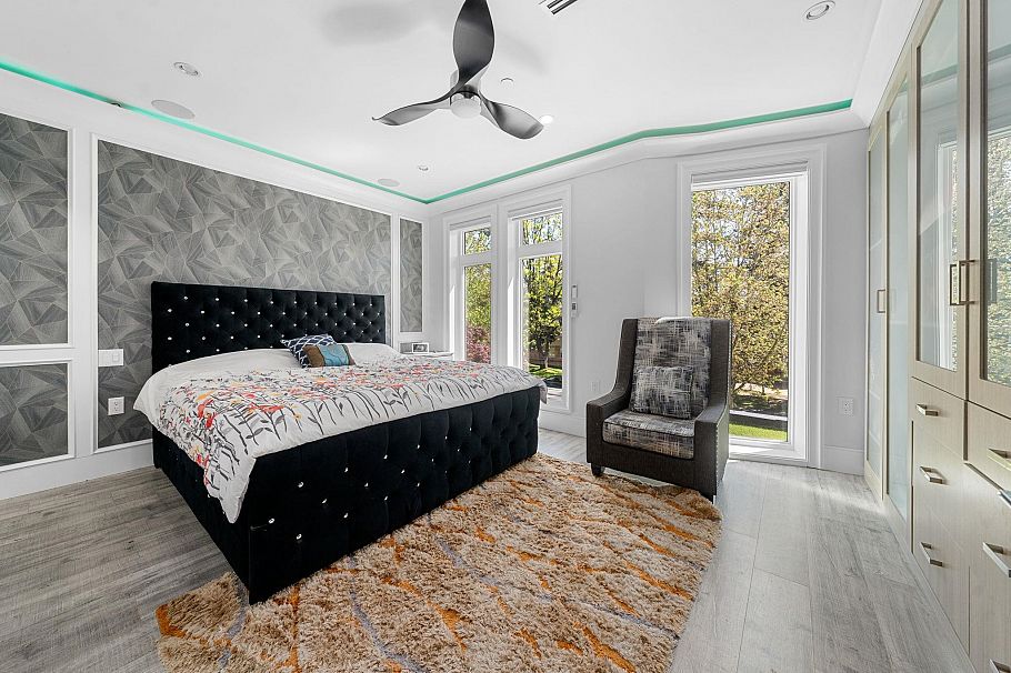 3419 E 48th Avenue Vancouver, BC - 34