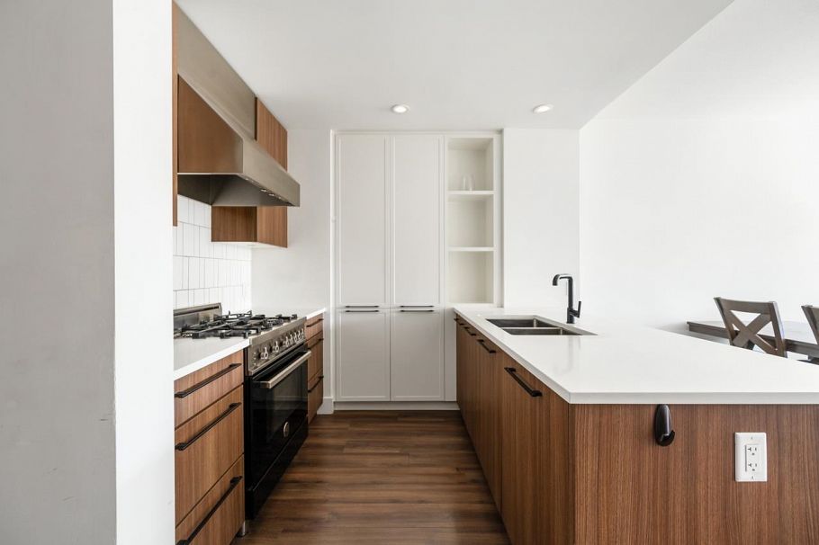 205 6933 Cambie Street Vancouver, BC - 5