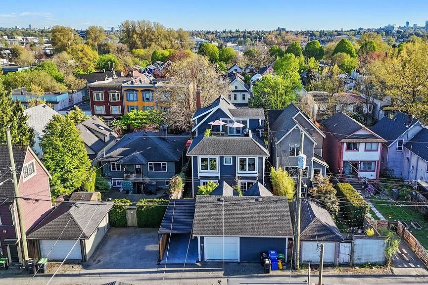 867 E Georgia Street Vancouver, BC - 33