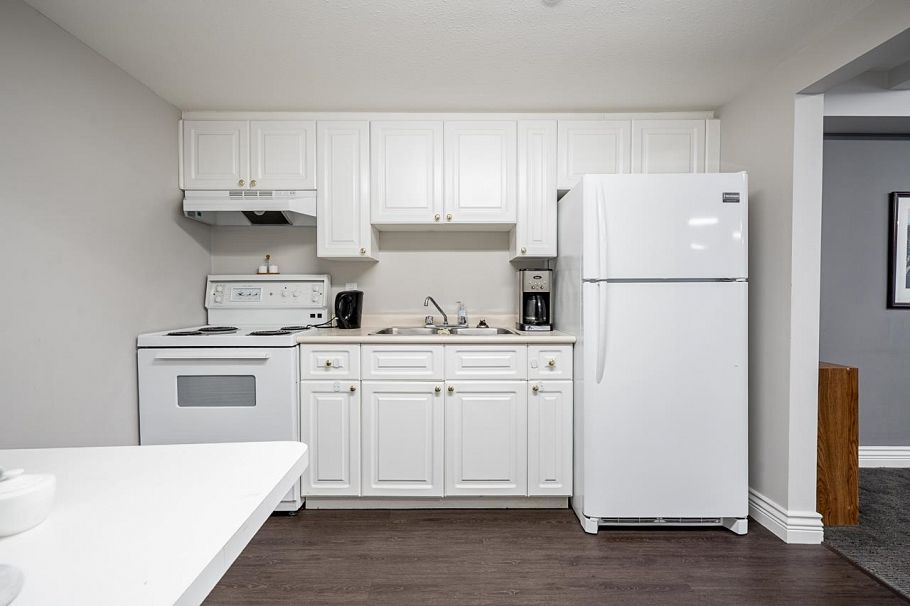 107 1283 Parkgate Avenue North Vancouver, BC - 39