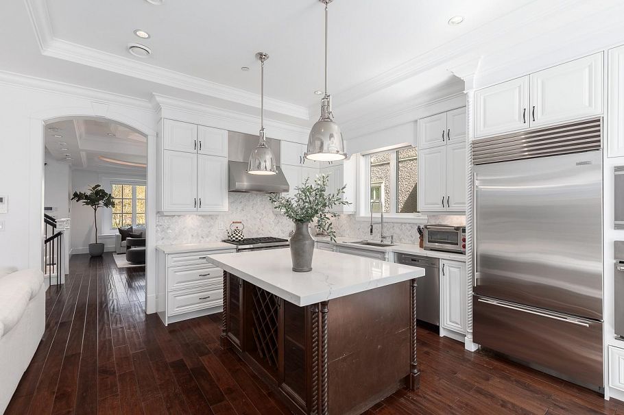 2958 W 40th Avenue Vancouver, BC - 15