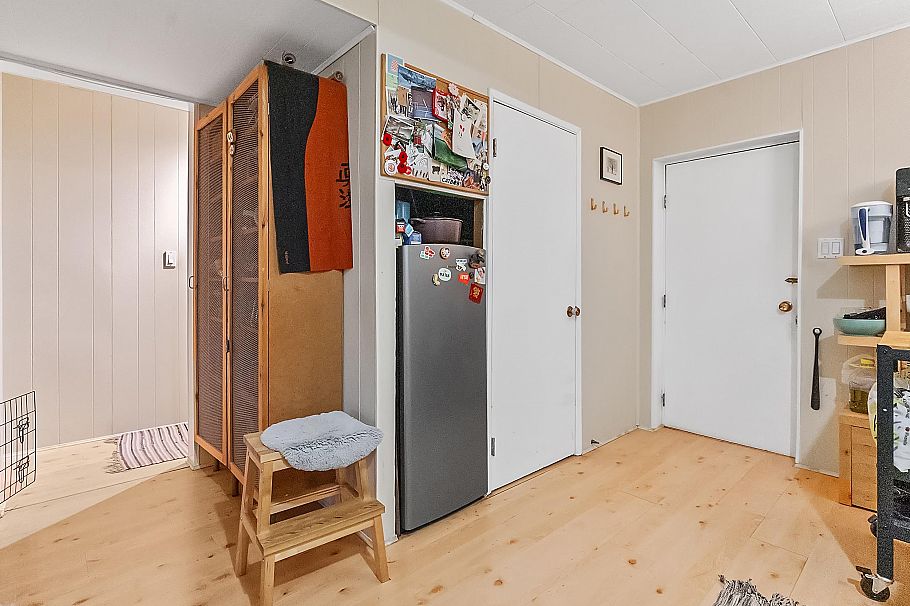 352 E 38th Avenue Vancouver, BC - 17