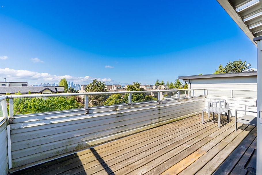 238 W 4th Street North Vancouver, BC - 9