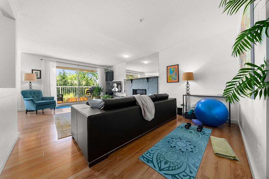 202 1000 Bowron Court North Vancouver, BC - 7