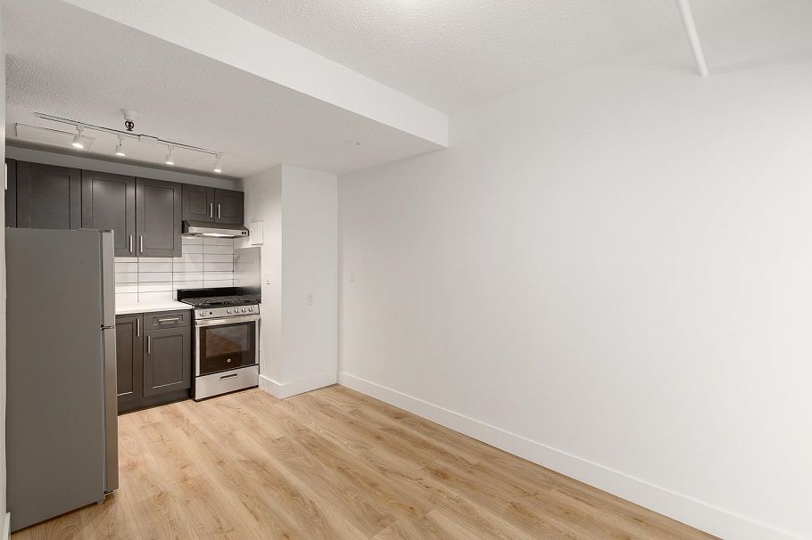 506 175 E Broadway Vancouver, BC - 6