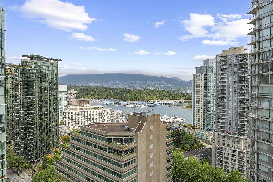 1705 1211 Melville Street Vancouver, BC - 30