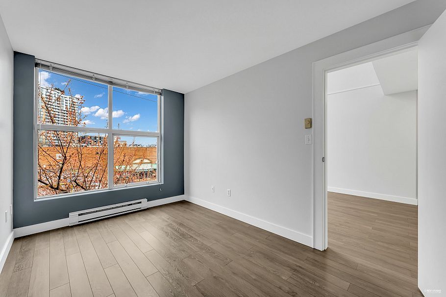 319 418 E Broadway Vancouver, BC - 17