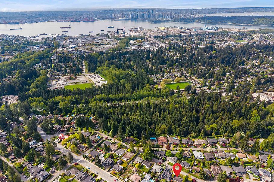 2762 Newmarket Drive North Vancouver, BC - 29