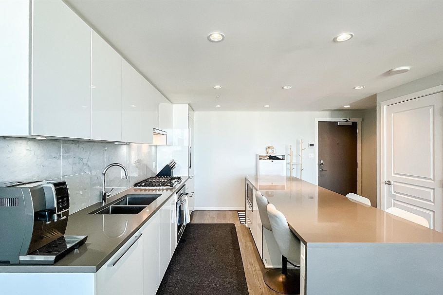 2208 5883 Barker Avenue Burnaby, BC - 10