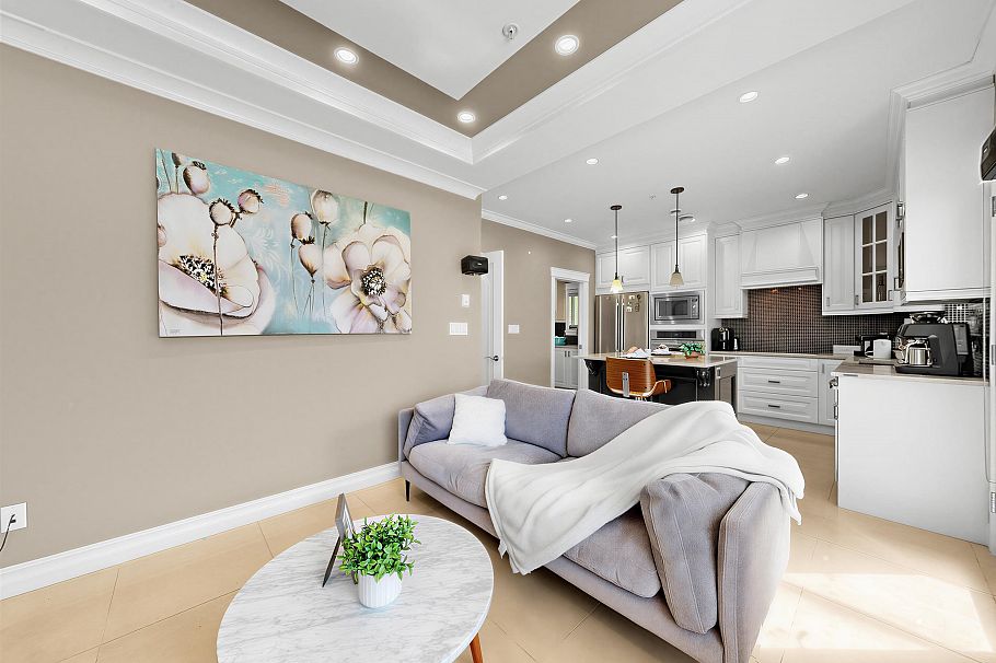 2456 E 45th Avenue Vancouver, BC - 14