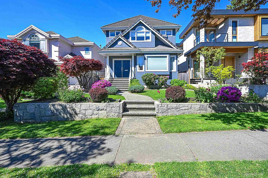 1933 W 42nd Avenue Vancouver, BC - 3