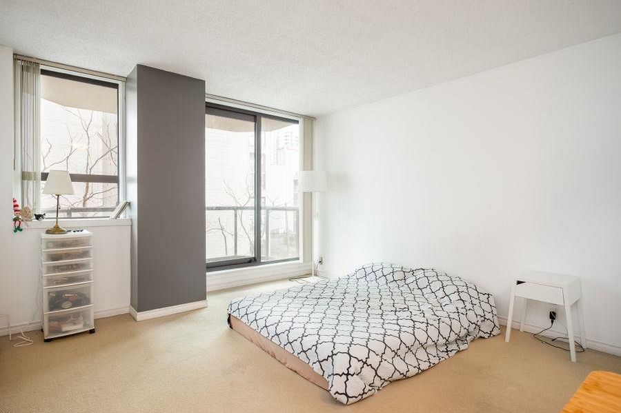 402 789 Drake Street Vancouver, BC - 4