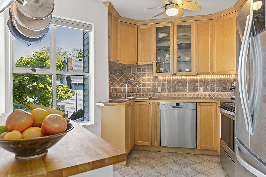 1485 Kitchener Street Vancouver, BC - 15