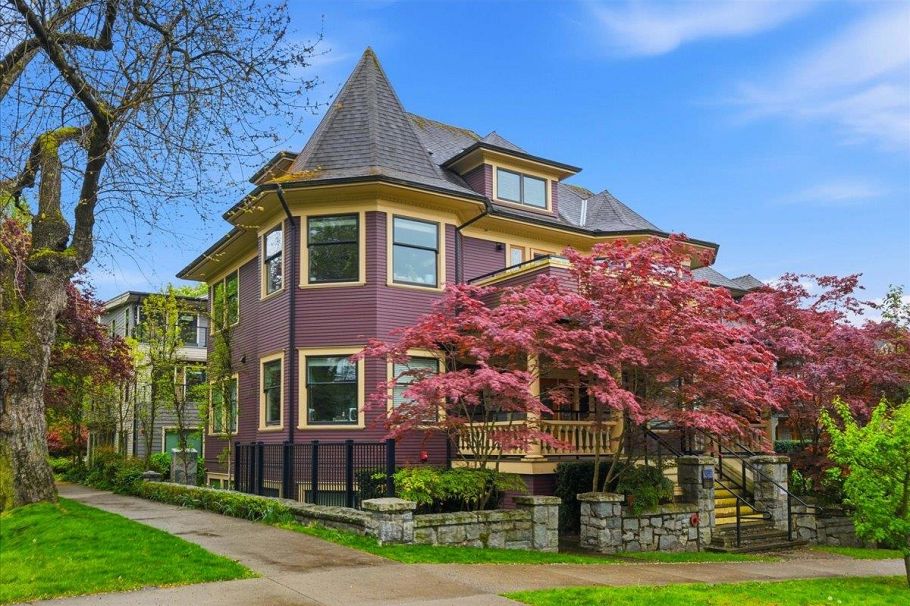 1047 Victoria Drive Vancouver, BC - 25