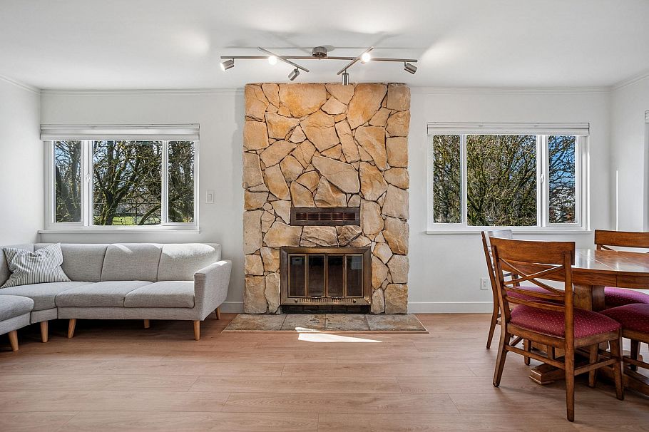 602 E 13th Avenue Vancouver, BC - 7