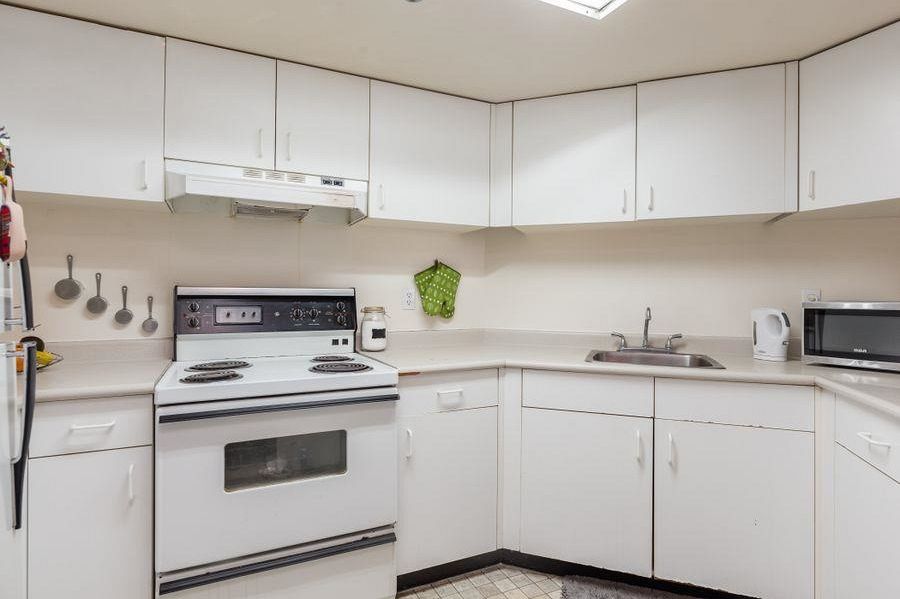 402 789 Drake Street Vancouver, BC - 12