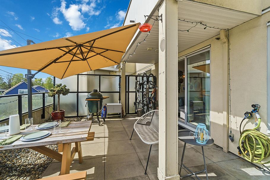 212 4338 Commercial Street Vancouver, BC - 27