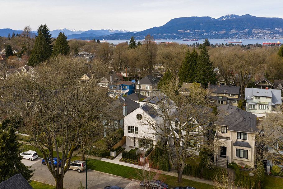 1 3449 W 22nd Avenue Vancouver, BC - 36