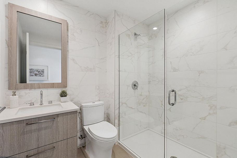 201 707 E 3rd Street North Vancouver, BC - 25