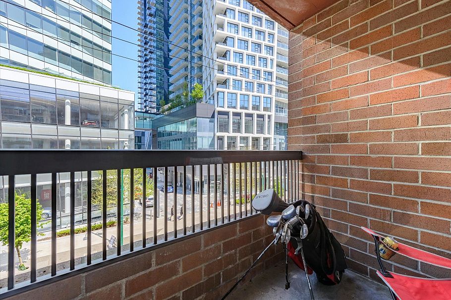 407 950 Drake Street Vancouver, BC - 6