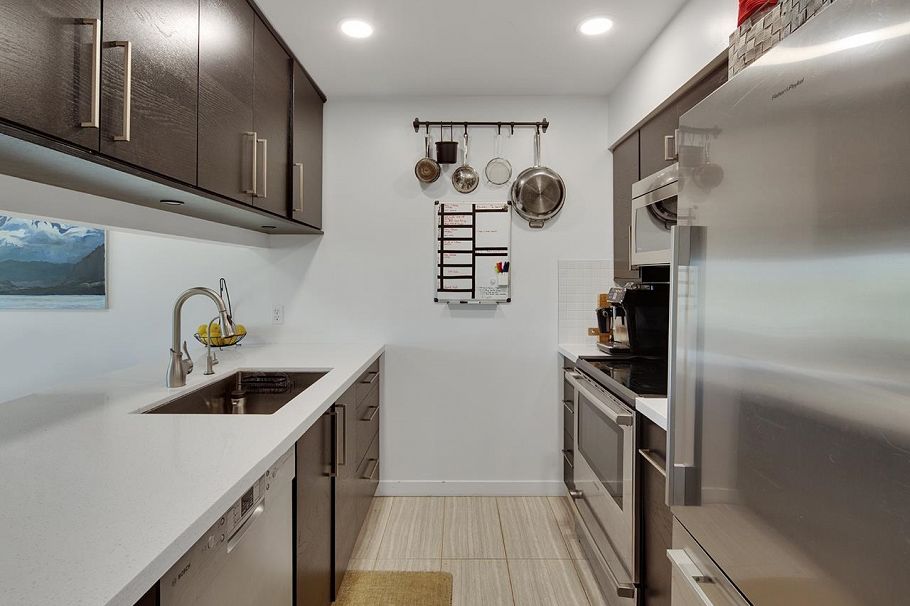 207 3280 W Broadway Vancouver, BC - 15