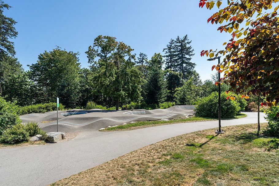 201 707 E 3rd Street North Vancouver, BC - 34