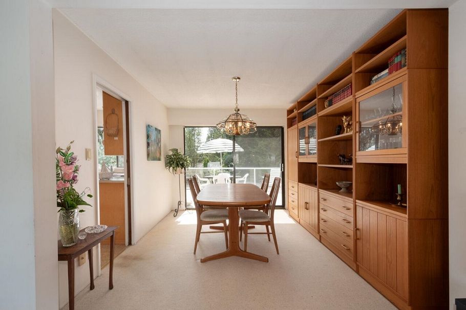 4057 Violet Street North Vancouver, BC - 8