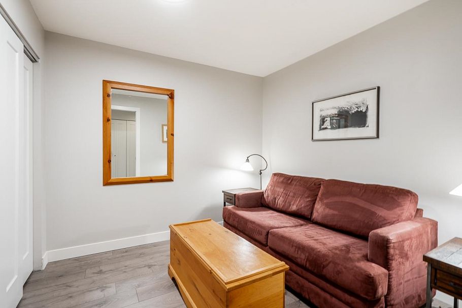 107 1283 Parkgate Avenue North Vancouver, BC - 23