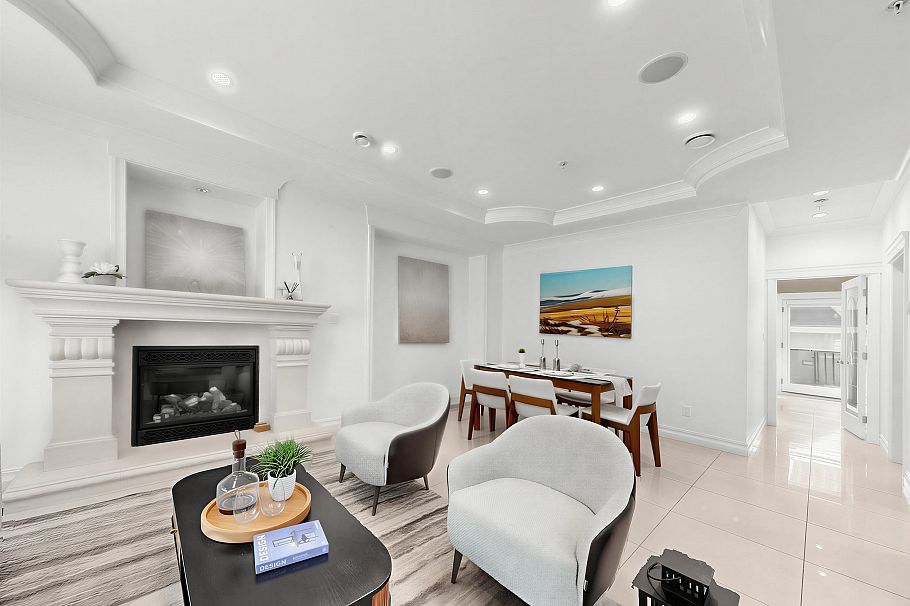 2456 E 45th Avenue Vancouver, BC - 2