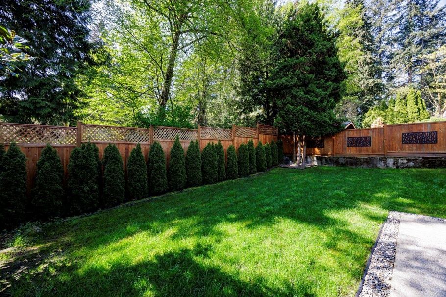 2549 Bendale Road North Vancouver, BC - 26