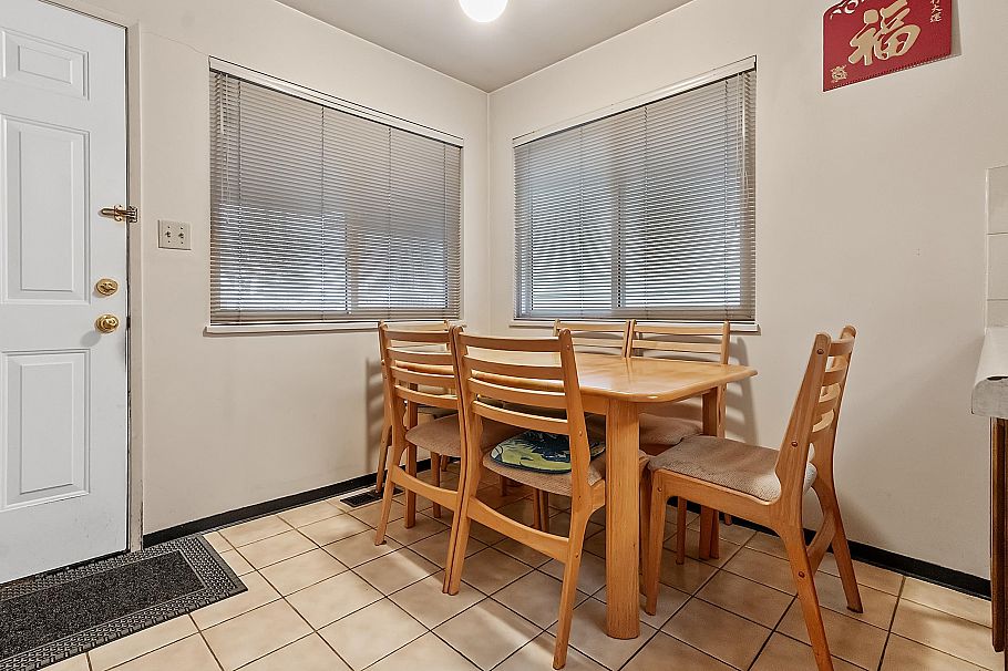 352 E 38th Avenue Vancouver, BC - 8