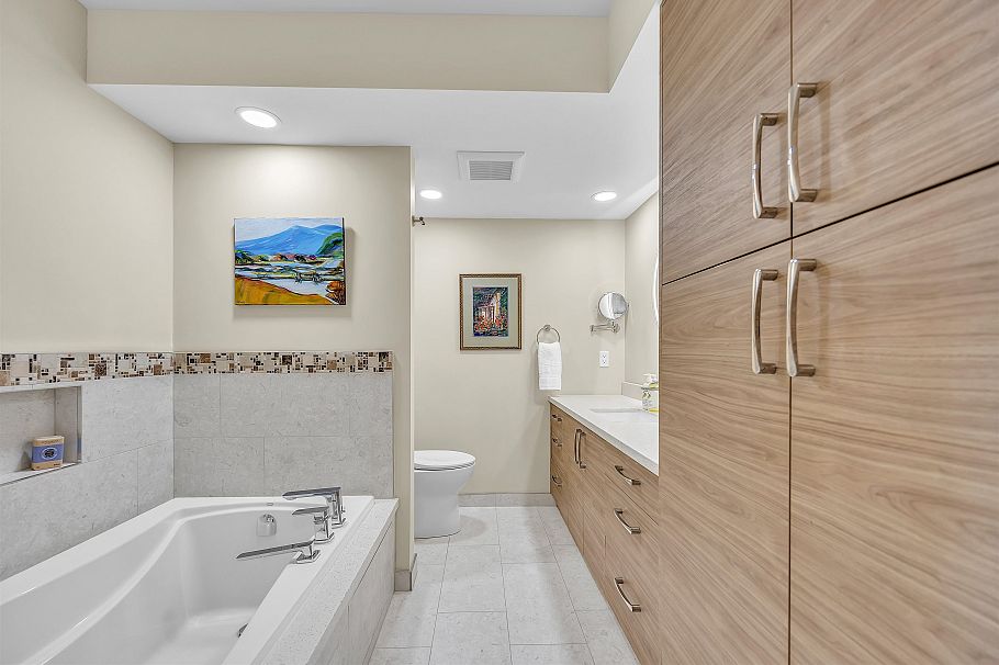 1002 1020 Harwood Street Vancouver, BC - 19