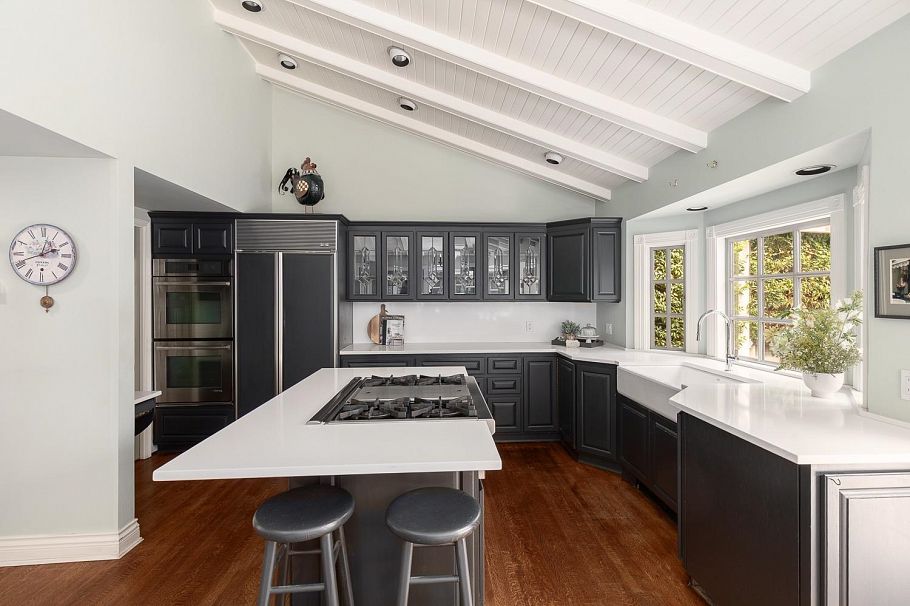 5976 Alma Street Vancouver, BC - 6