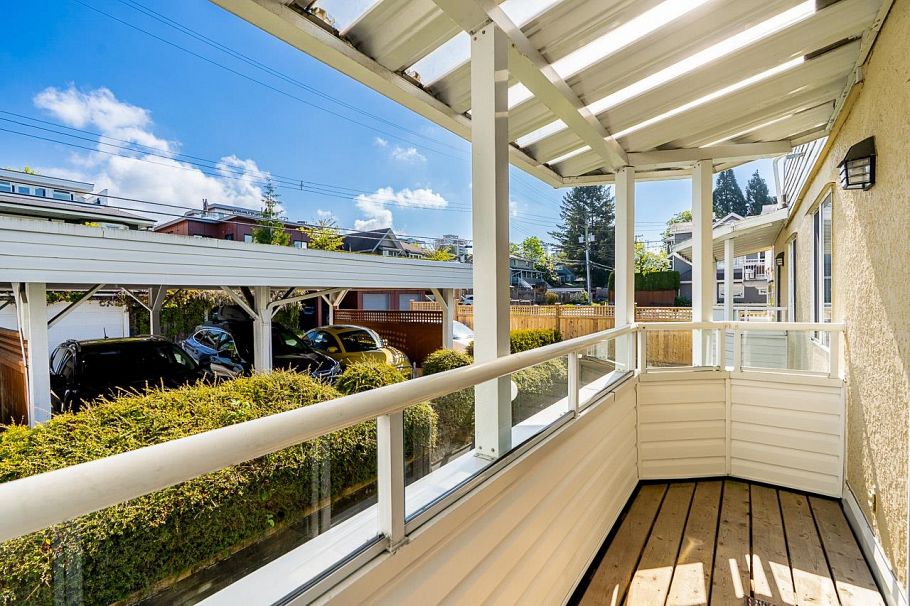 238 W 4th Street North Vancouver, BC - 20