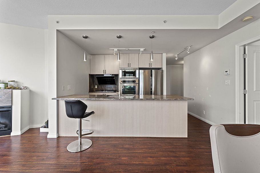 1705 1211 Melville Street Vancouver, BC - 10
