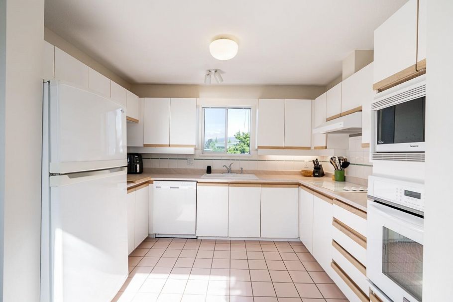238 W 4th Street North Vancouver, BC - 7