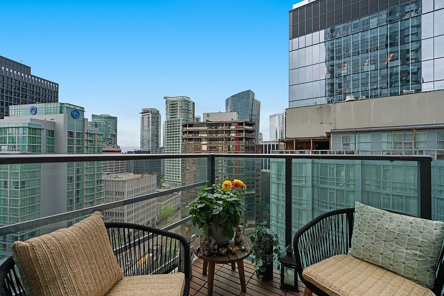 1903 1189 Melville Street Vancouver, BC - 14