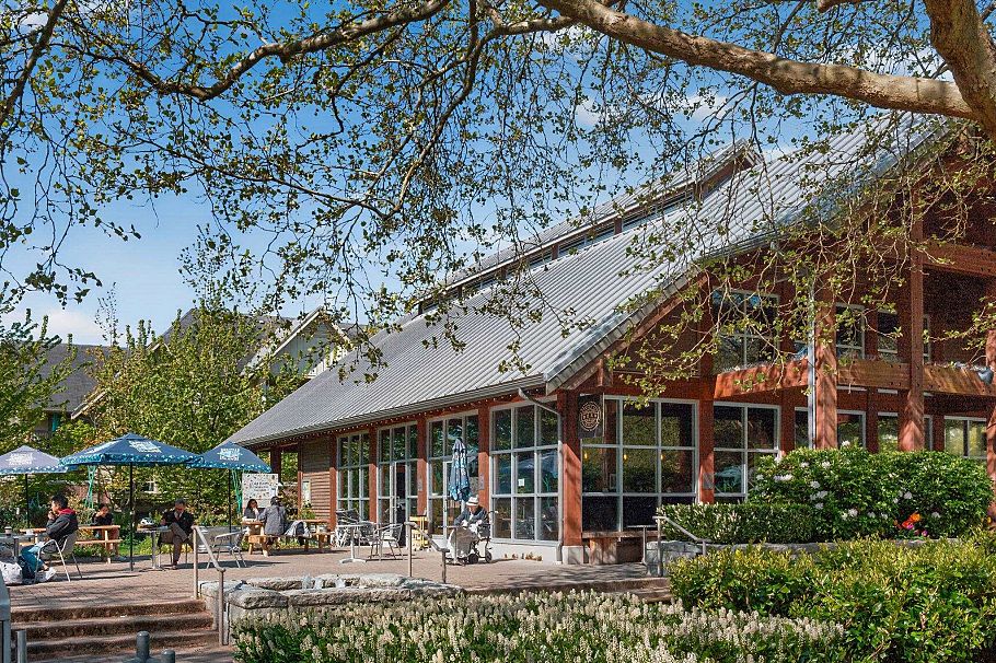213 6328 Larkin Drive Vancouver, BC - 25