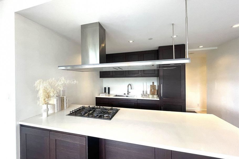 1907 3355 Binning Road Vancouver, BC - 5