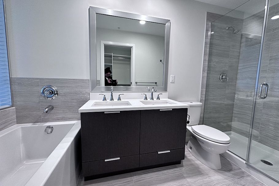 1107 3333 SEXSMITH ROAD, Richmond BC V6X 0R7 Richmond, BC - 8