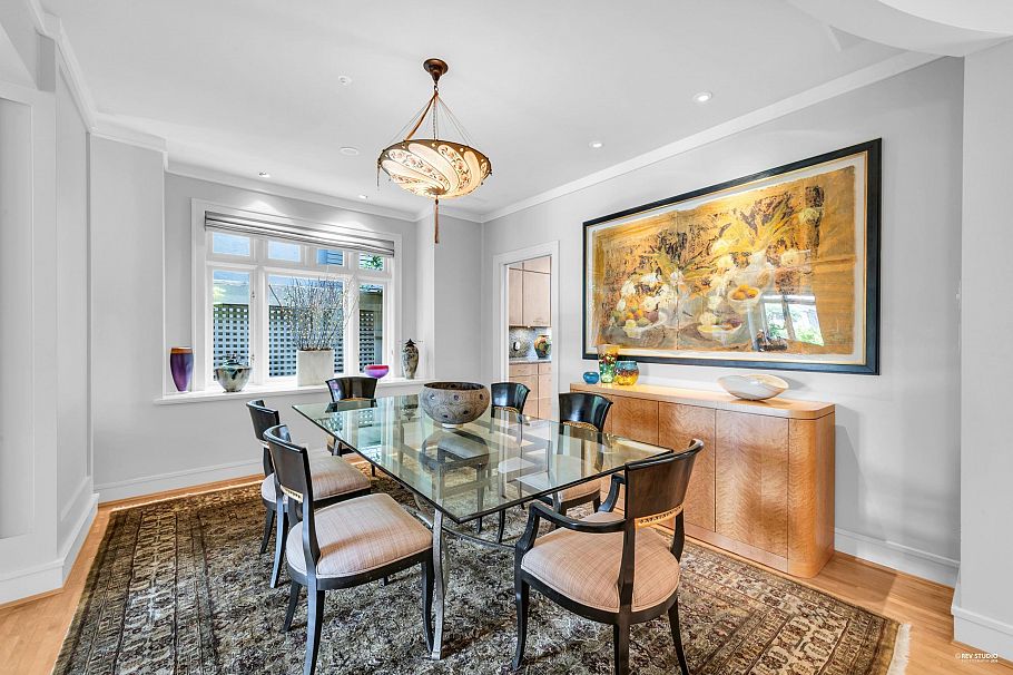 2722 W 31st Avenue Vancouver, BC - 9